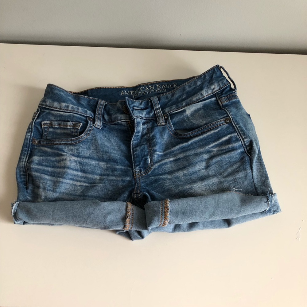 AMERICAN EAGLE DENIM SHORTS